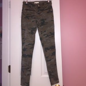 camo print skinny jeans