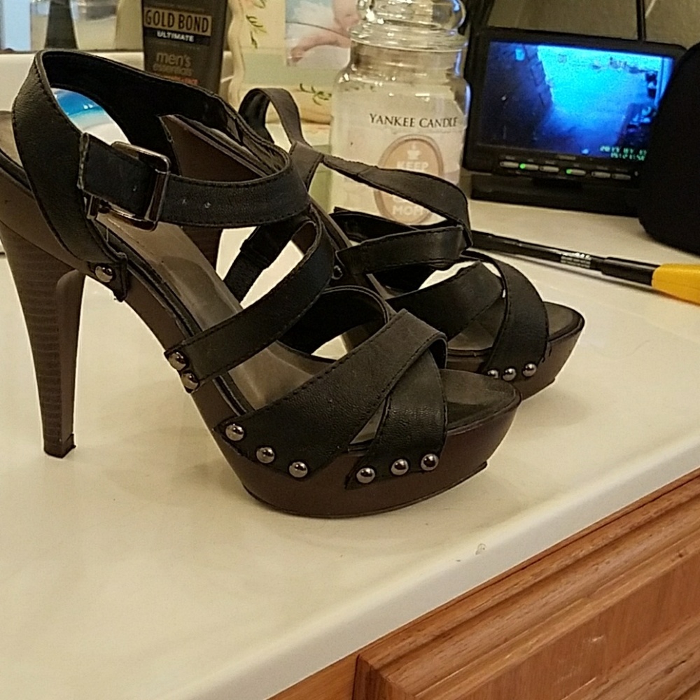 Black heels