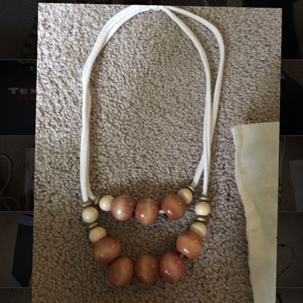 Natural baby teething necklace!