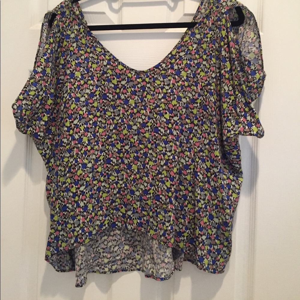 BCBGeneration cold shoulder printed top