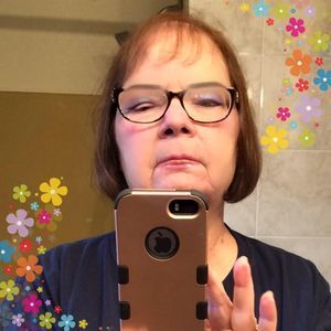 Meet your Posher, Sandy