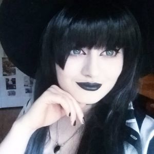 Meet your Posher, Rebekah