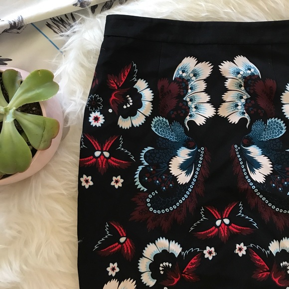 A.L.C. Haley Garland Midi Pencil Skirt - Picture 4 of 8