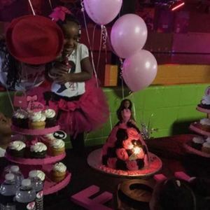 Meet your Posher, Damond