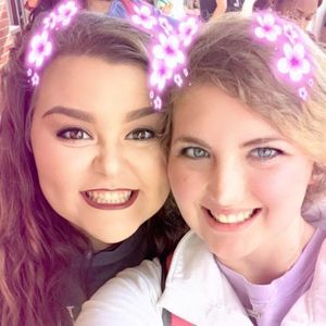 Meet your Posher, Mari hunter