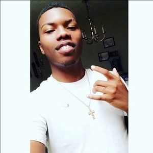 Meet your Posher, Antonio