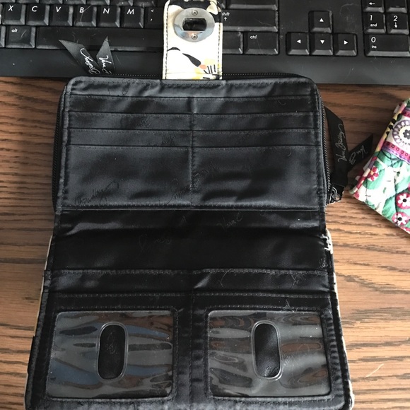 Vera Bradley wallet - Picture 3 of 4