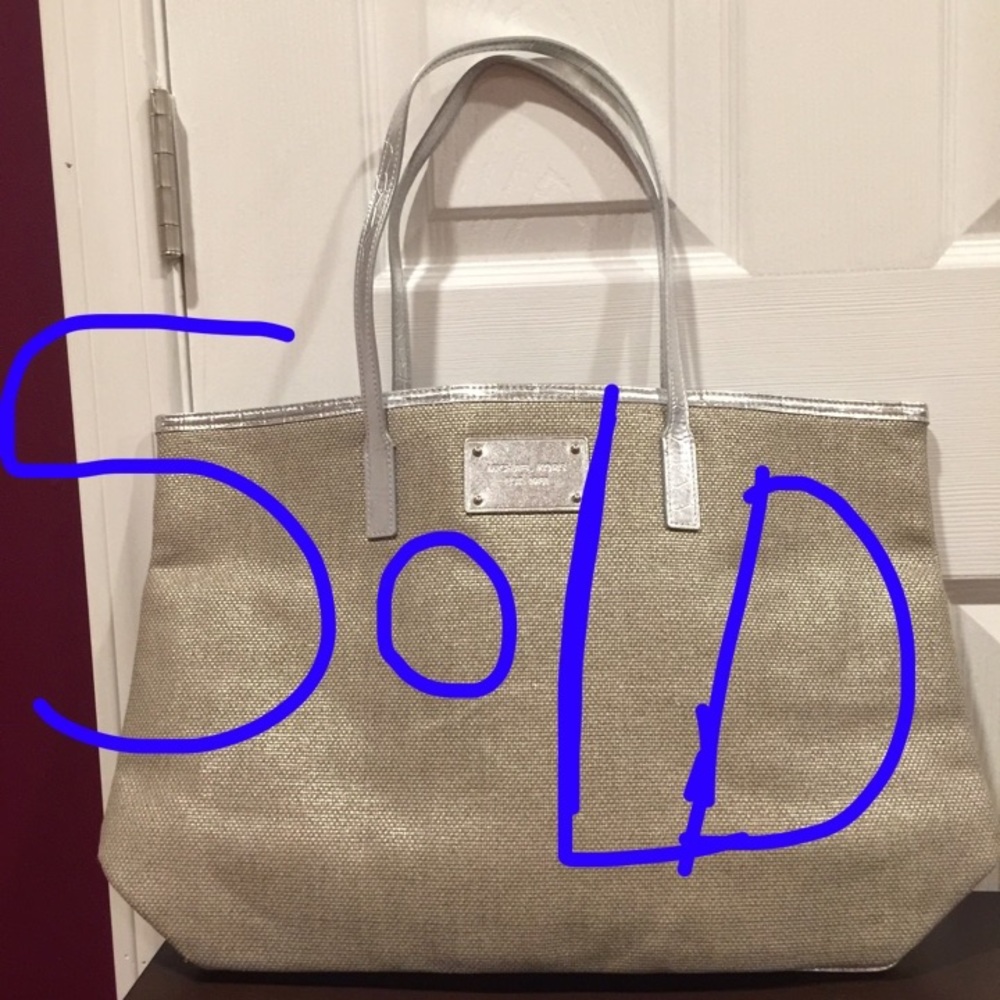 🆕🔥Michael Kors! Brand New🔥🆕