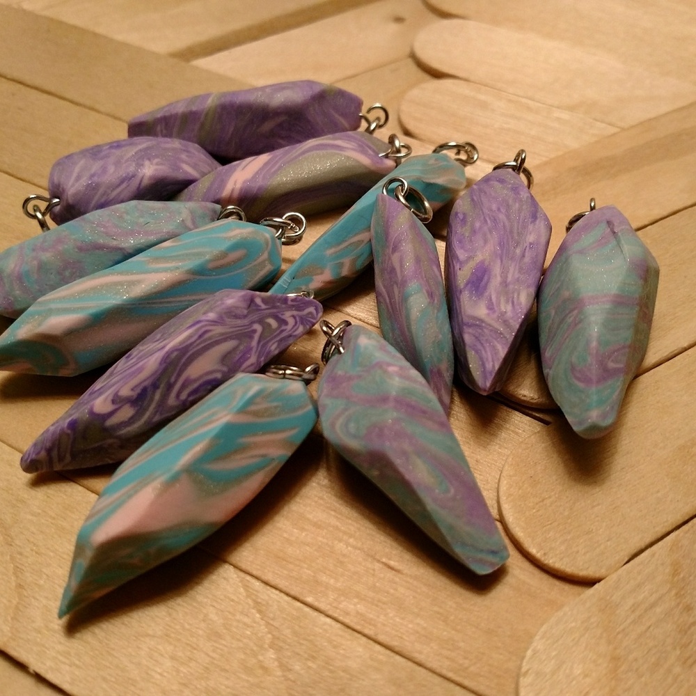 Custom made pendant/diffuser - Picture 2 of 2