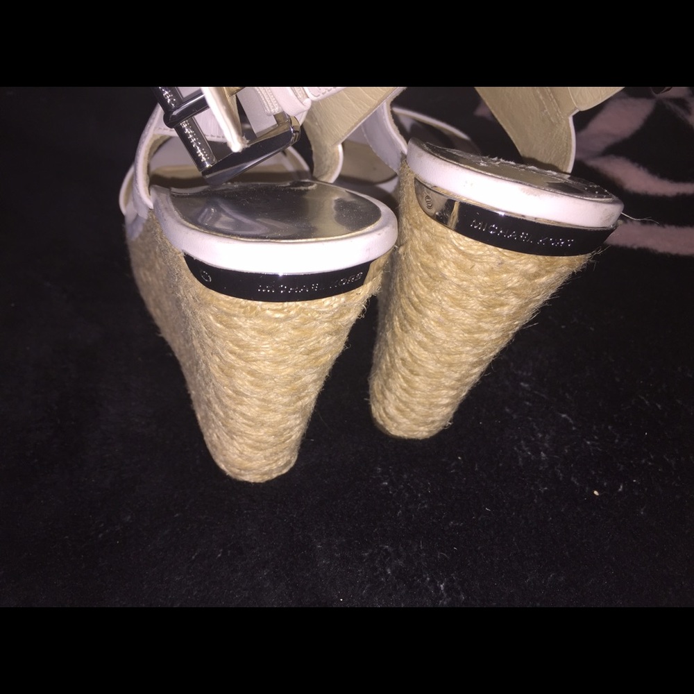 Michael kors open toe wedge sandal size 8 - Picture 2 of 3