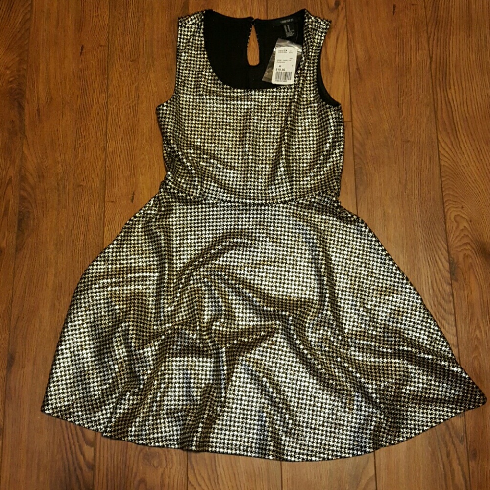NWT FOREVER 21 Black/Gold Dress Sz M