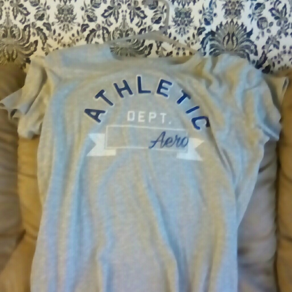 Athletic areopostale tee