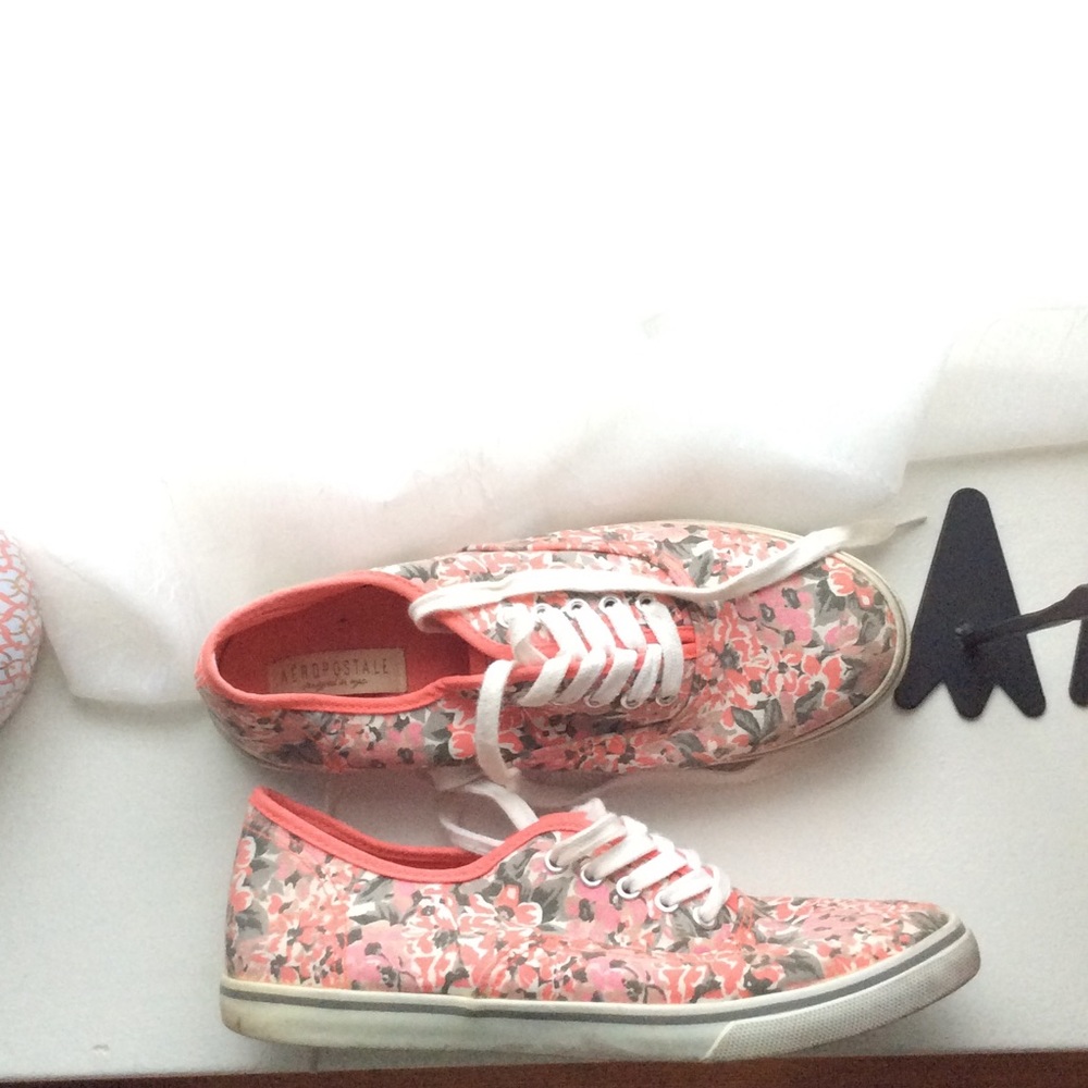 Aeropostale sneakers