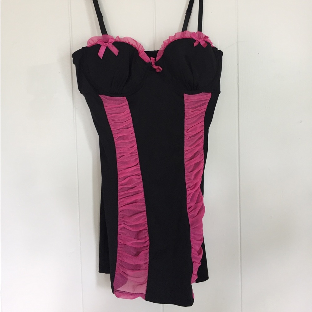 Lingerie/Sleepwear