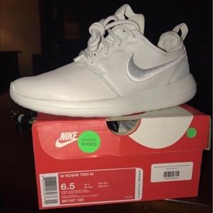 Women's Nike Roshe 2