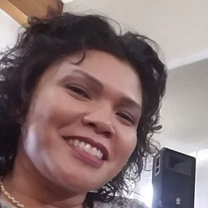 Meet your Posher, Rina