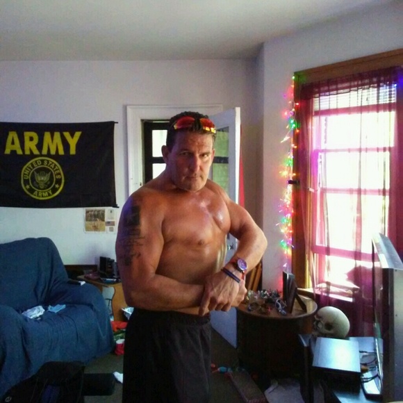 Meet your Posher, Ralph - Picture 1 of 1