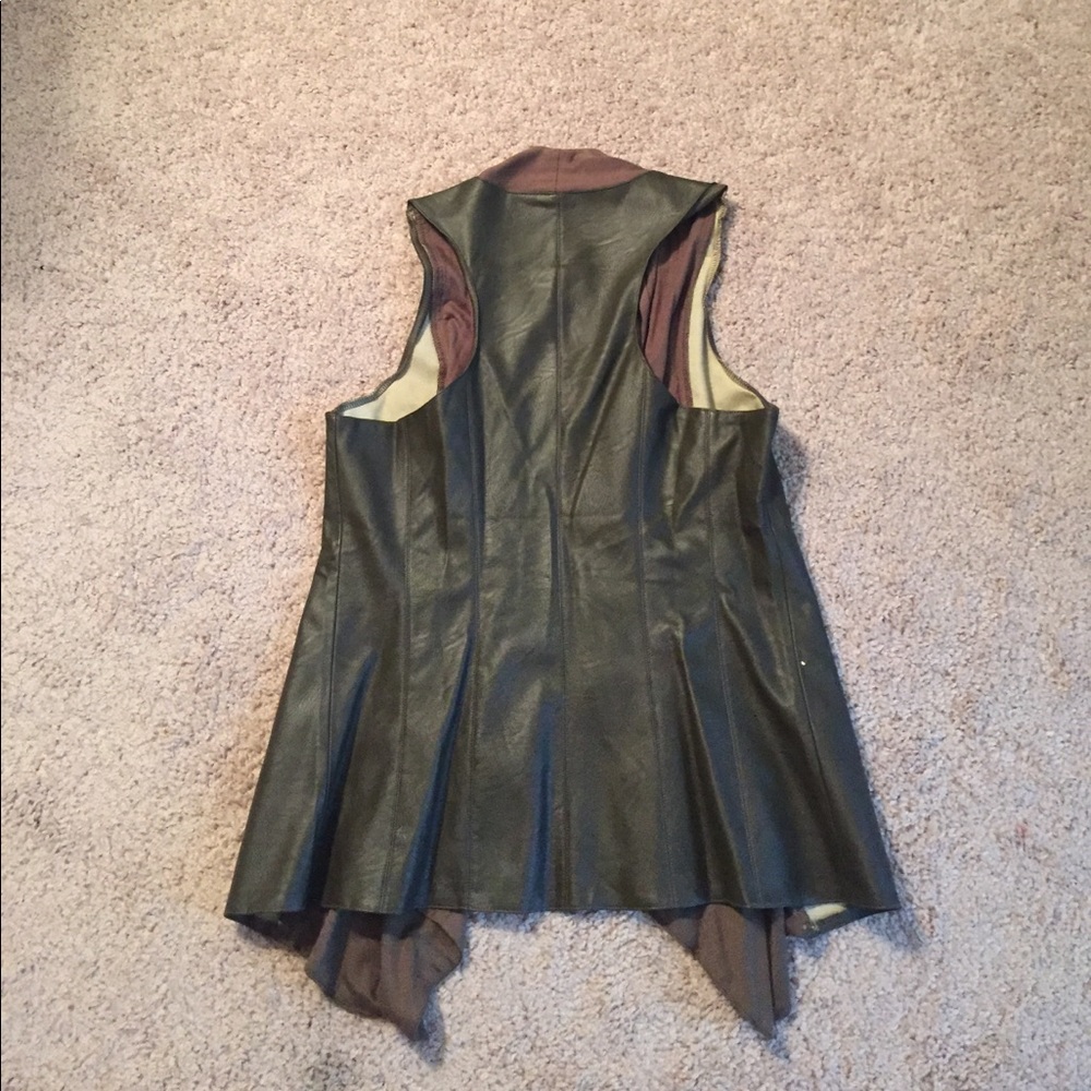 Cardigan - Picture 2 of 2