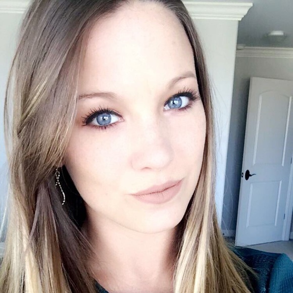 Meet your Posher, Rylie - Picture 1 of 1