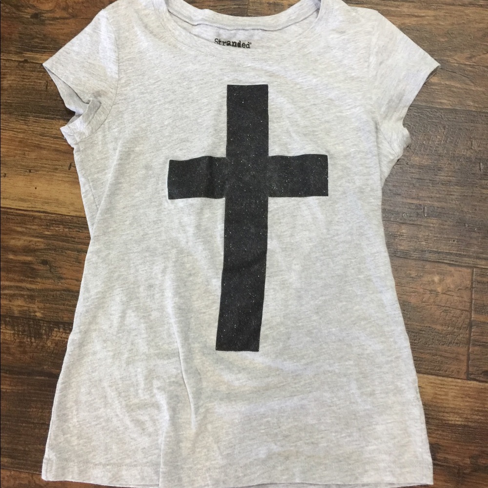 Fitted tee.