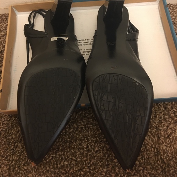 Diane Von Furstenberg slingback black heels - Picture 3 of 4