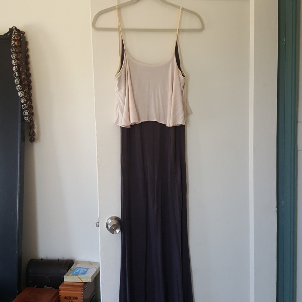 Spaghetti strap 2 tone maxi dress