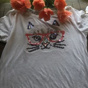 I am selling an Abercrombie Kids shirt!!