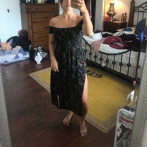 Super cute, floral, flowy dress