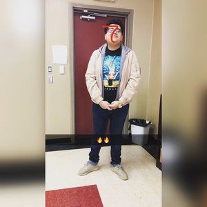 Meet your Posher, Ulises