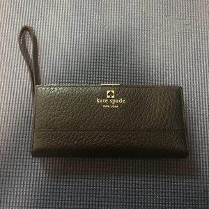 Kate Spade wrislet/wallet