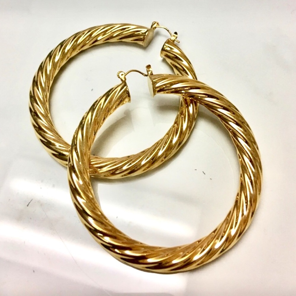 Twisted Hoops - Picture 3 of 3