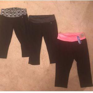 Danskin Now Yoga Pant Capris