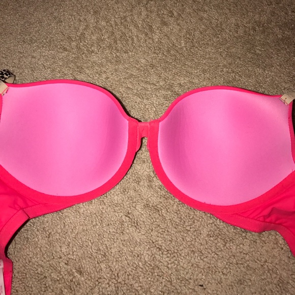 Victoria's Secret bra - Picture 2 of 5