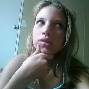 Meet your Posher, Hailey