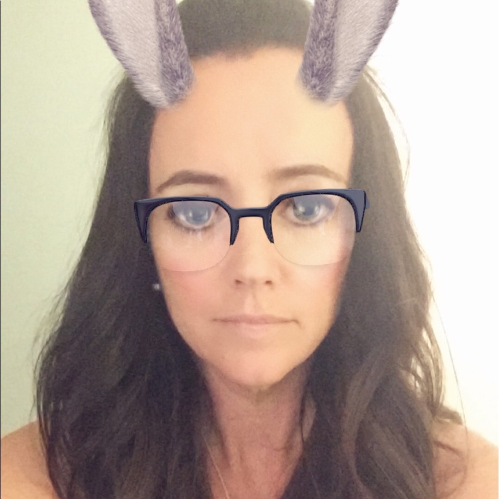 Meet your Posher, Suzanne