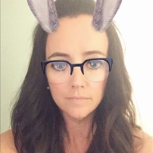 Meet your Posher, Suzanne