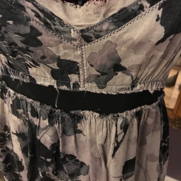 Sweet Textured Frayed Floral Black and Gray Dress - Picture 2 of 3