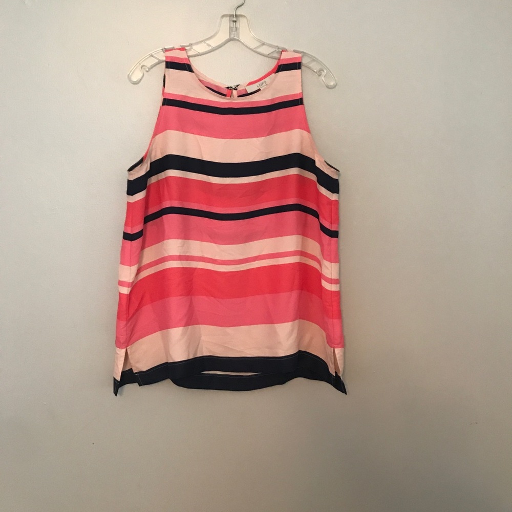 Pink and navy stripped shell.