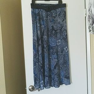 Navy blue dress barn maxi skirt