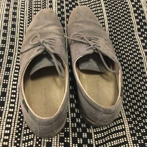 Men’s GH Bass Grey Suede Oxfords  Size 12