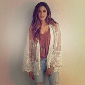 American Eagle Ivory Lace Kimono Medium