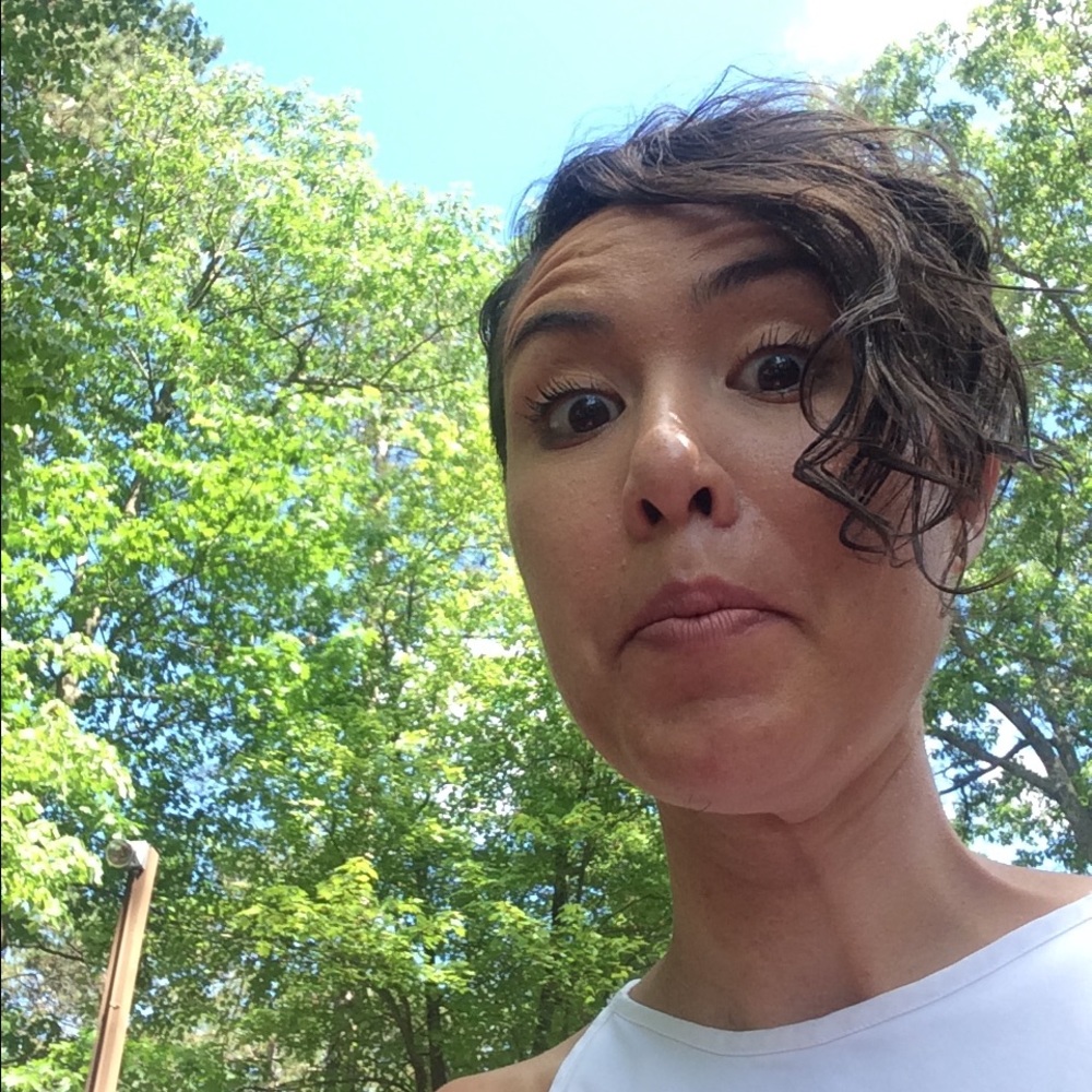 Meet your Posher, Stephanie