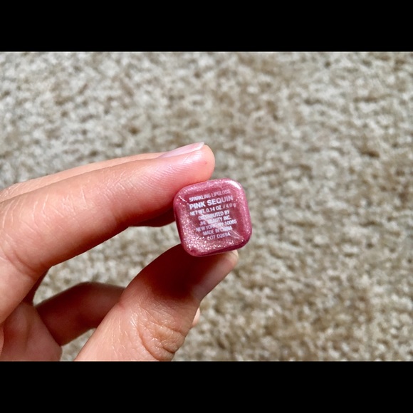 VINTAGE by Jessica Liebeskind Lipgloss - Picture 2 of 4