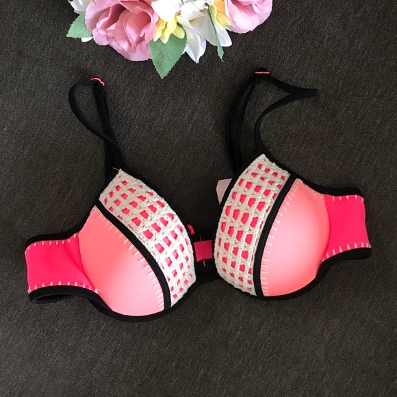 Victoria's Secret Other - Victoria secret macrame swim top 34A