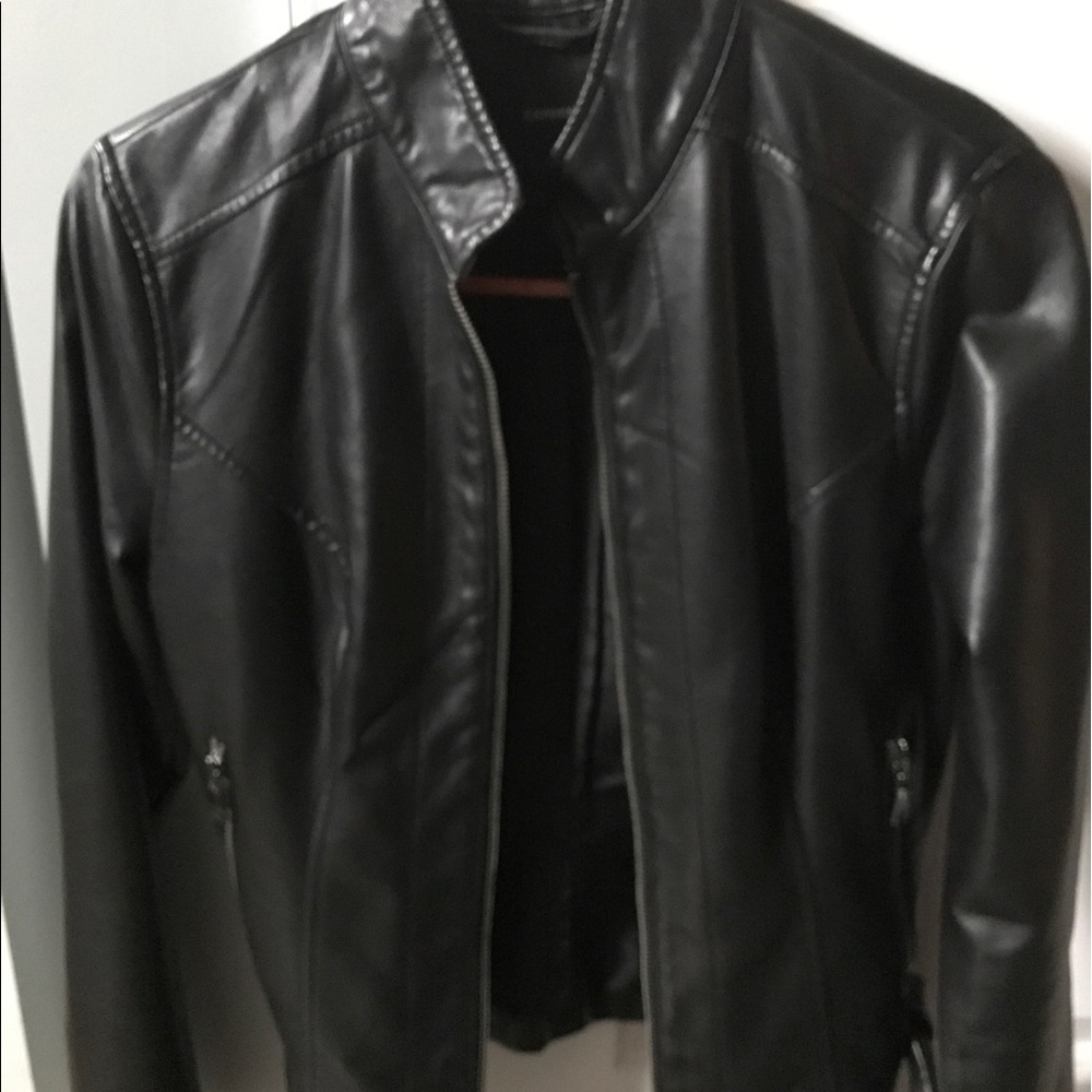 💥Express 2-4-1 Price leather jackets Deal - Picture 3 of 8