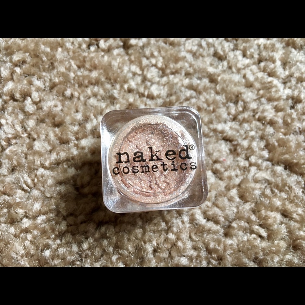 Naked Cosmetics Loose Shadow