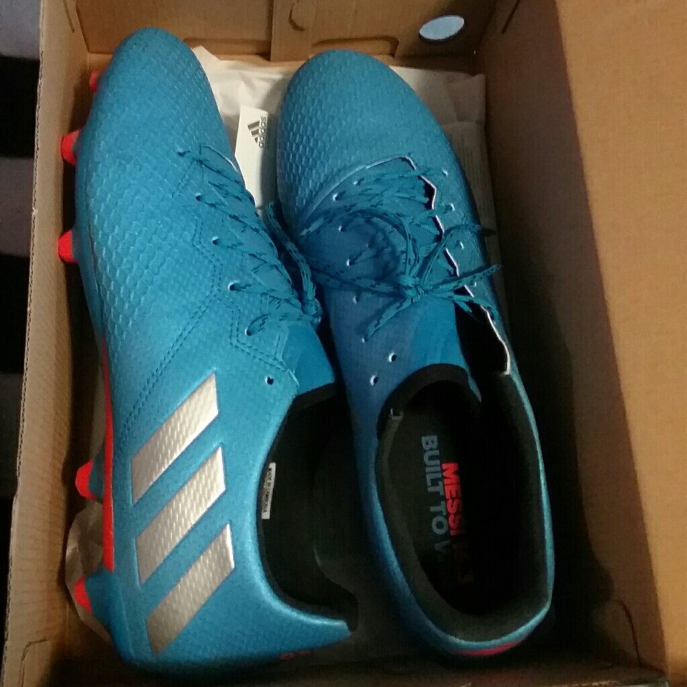 Messi  Cleats