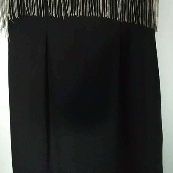 Gorgeous Dress 🎄 - Picture 2 of 3