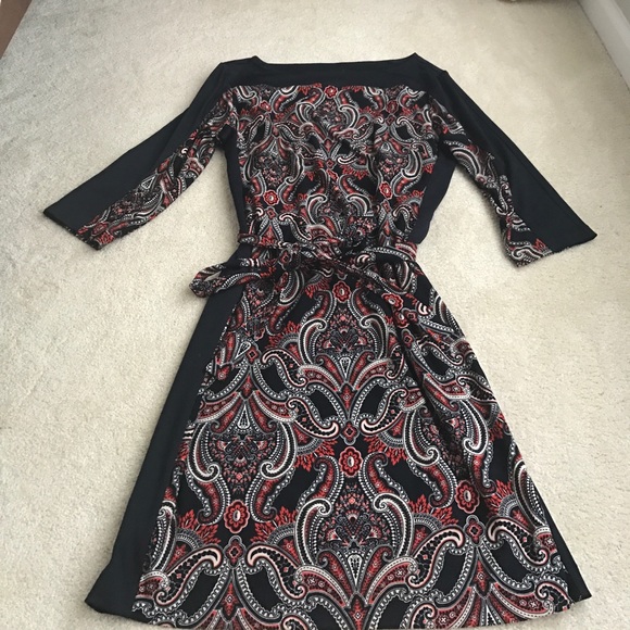 Ann Taylor Dresses & Skirts - Ann Taylor Navy, Coral, n White Paisley dress