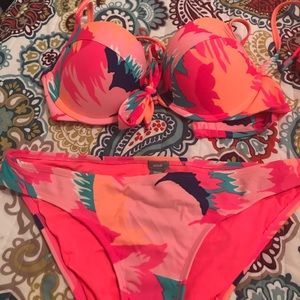 Patterned pink aerie bathing suit!